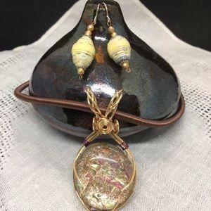 🌟 Hand Crafted Necklace & Earrings- Gold Tone